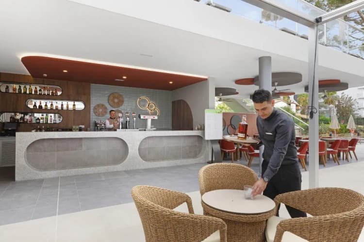 Bar, Hotel Riu Concordia, Majorca