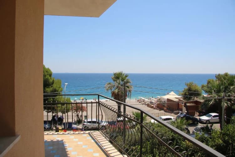 Beach, Chrismare, Taormina
