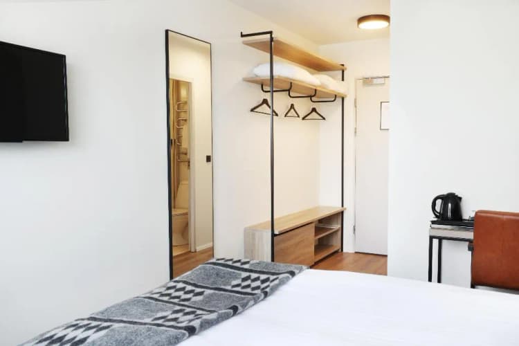 DOUBLE SINGLE USE STANDARD Room, Fosshotel Lind, Reykjavik