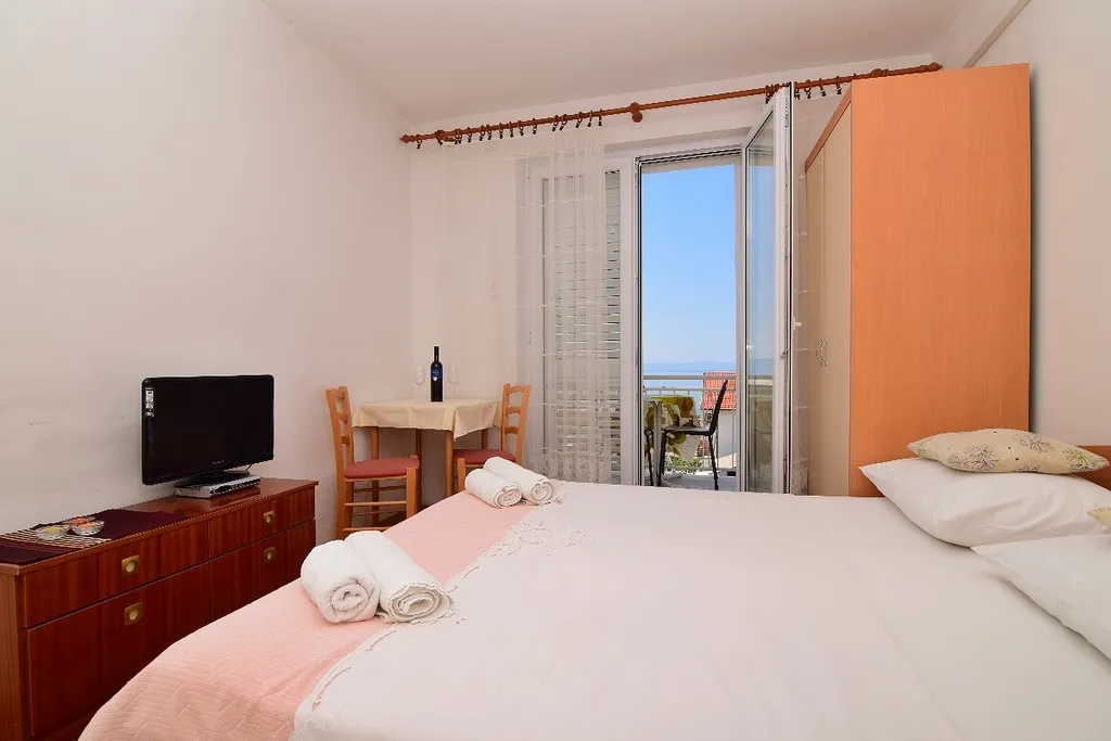 APARTMENT CAPACITY 2 Room, Renata, Split