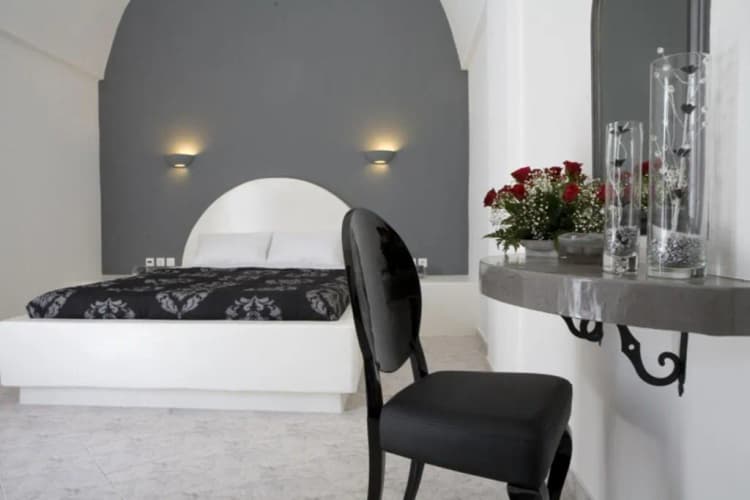 DOUBLE SUPERIOR Room, Philippion, Santorini