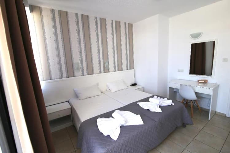 APARTMENT LUXURY Room, Lantiana Napa, Cyprus