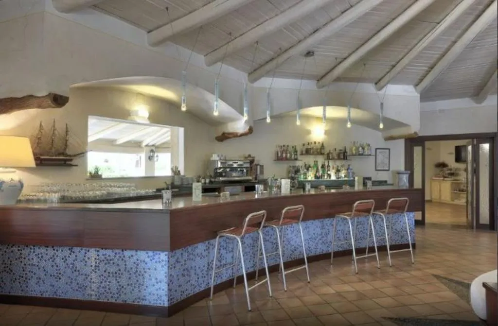 Bar, Nibaru, Olbia