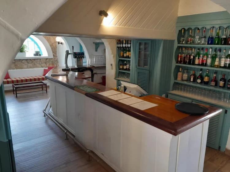 Bar, Cornucopia, Gozo