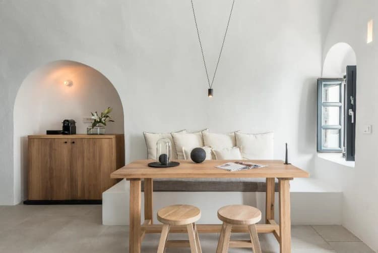 APARTMENT CAPACITY 4 Room, Honeymoon Petra Villas, Santorini