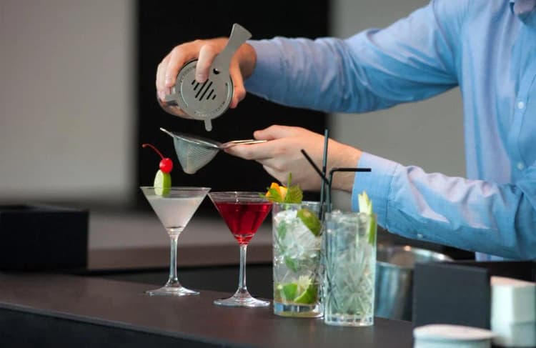 Bar, Athenaeum Grand Hotel, Athens
