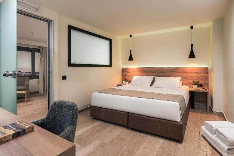 APARTMENT WITH JACUZZI Room, Dionisos Hotel, Crete