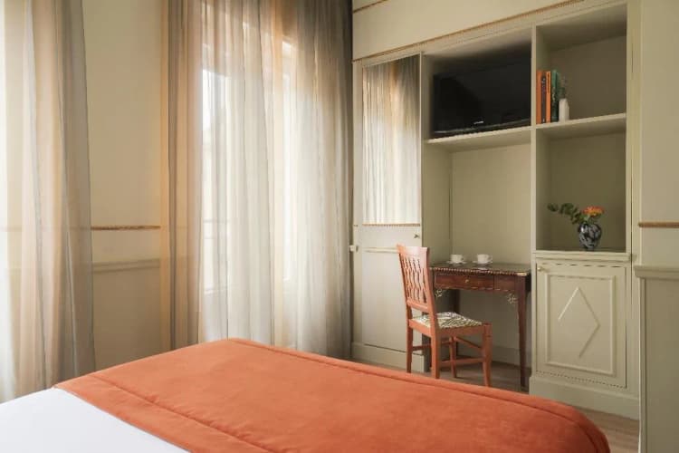 DOUBLE SINGLE USE DELUXE Room, Degli Aranci, Rome