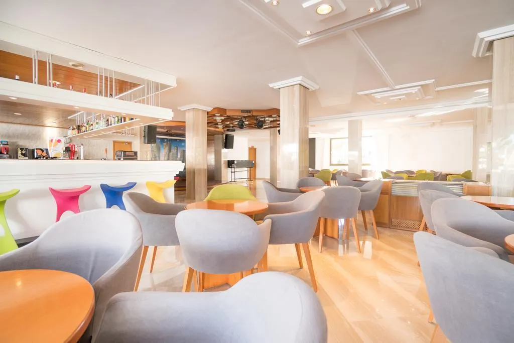 Bar, Hotel Millor Sol, Majorca