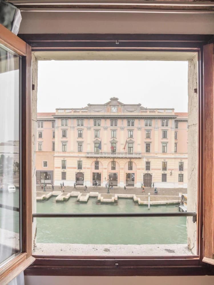 General view, Grand Canal Suites, Venice