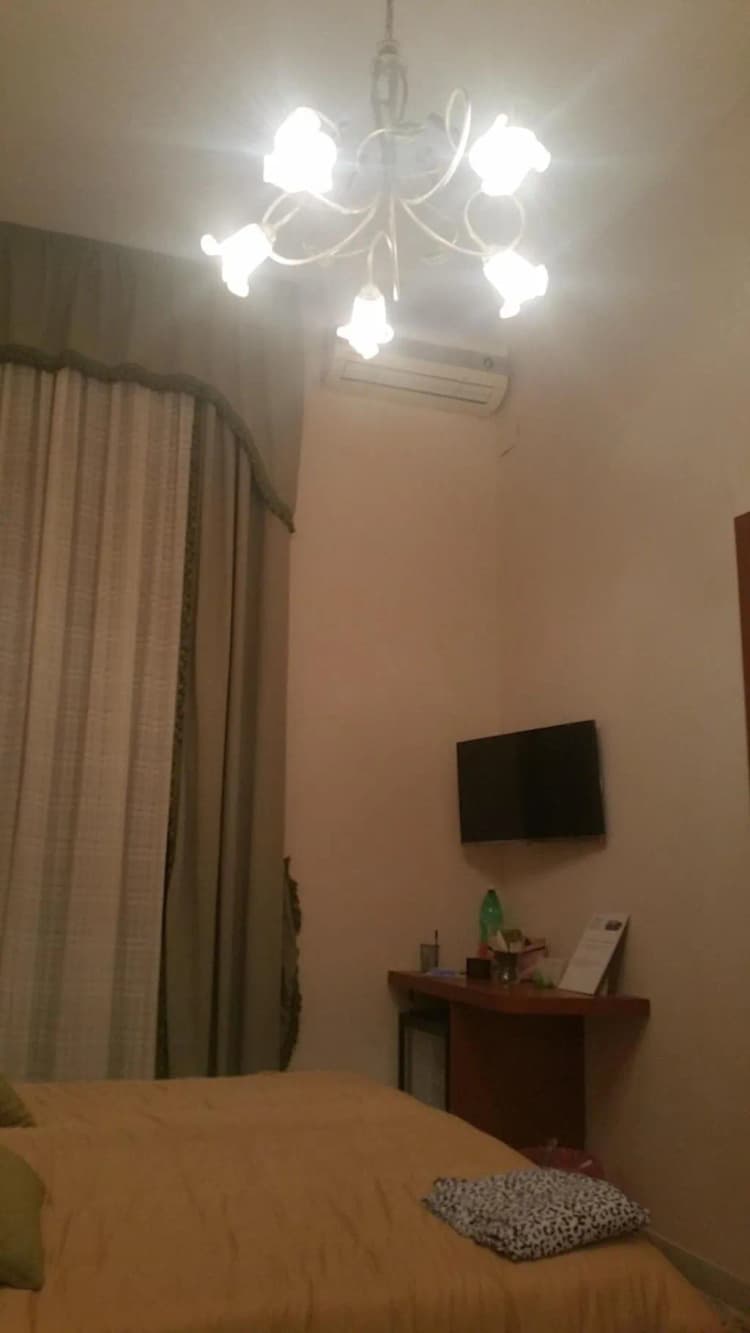 DOUBLE STANDARD Room, B&B Rochel, Naples