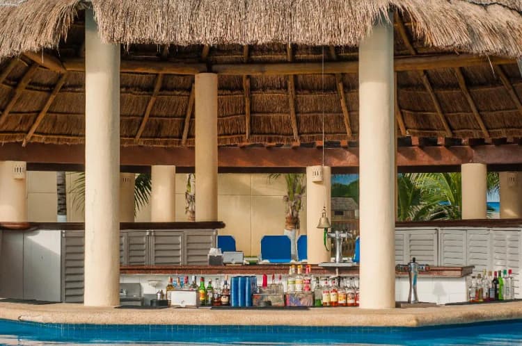 Bar, GR Solaris Cancun All Inclusive, Cancun Area