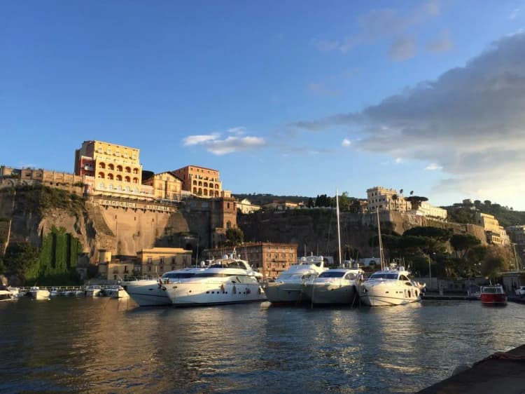 General view, Don Antonino Relais, Naples