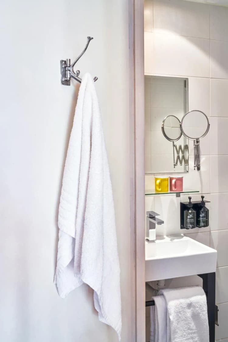 DOUBLE STANDARD Room, Max Brown Htl Museum Sq, part of Sircle Collection, Amsterdam