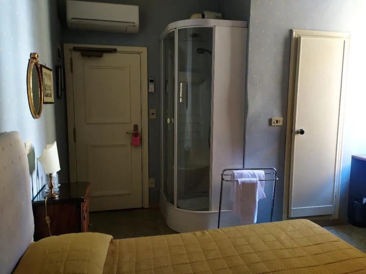 DOUBLE ECONOMY Room, Hermitage, Florence