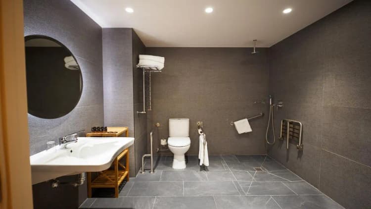 DOUBLE Accessible Room, Pax Guadalajara, Madrid