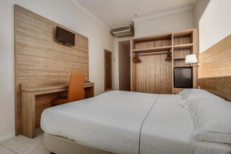 DOUBLE SEA VIEW Room, Hotel Mediterraneo, Rome