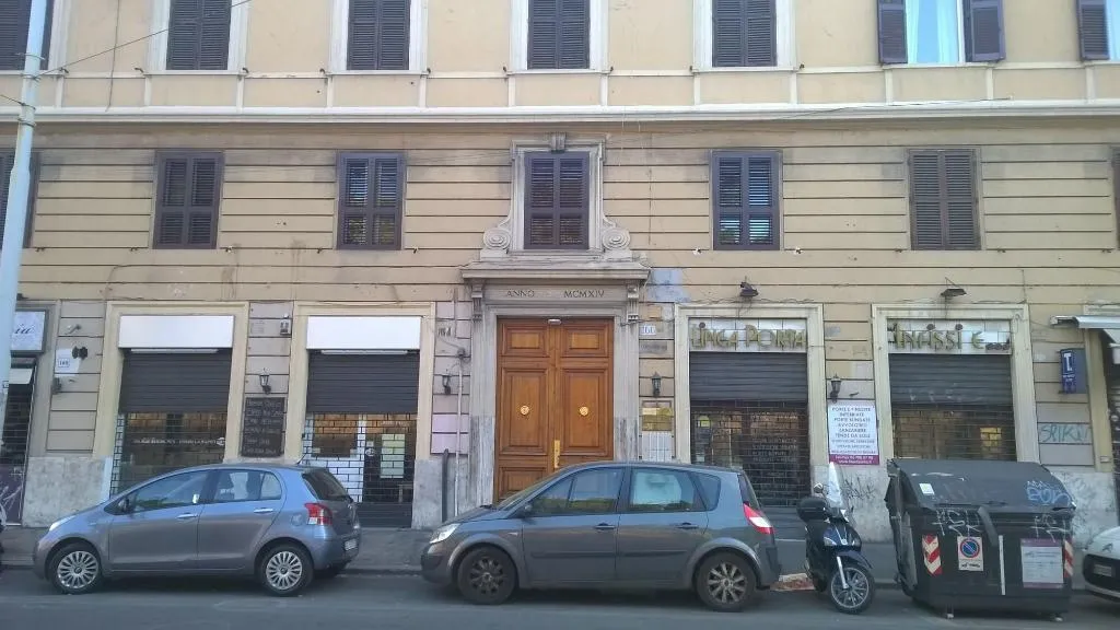 General view, Le Stanze Di Elle, Naples