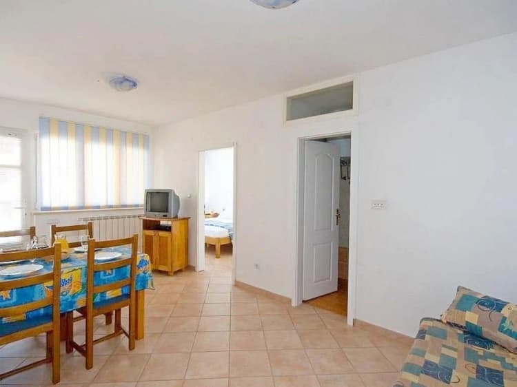 APARTMENT CAPACITY 2 Room, Apartments Valentin Vrsar, Istria
