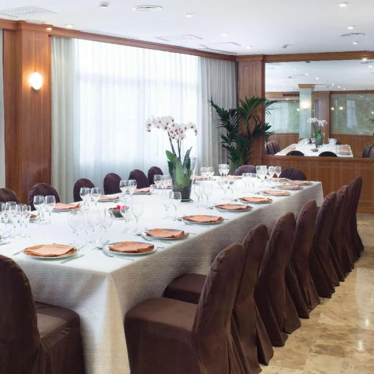 Conferences, VP Jardin de Tres Cantos, Madrid