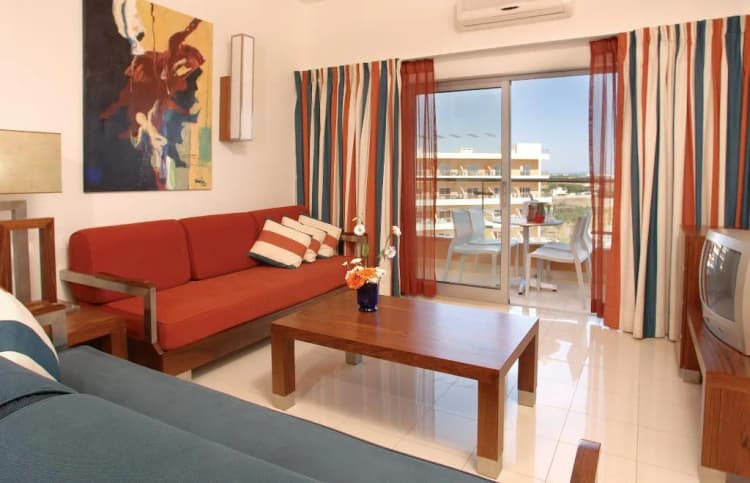 APARTMENT CAPACITY 4 ONE BEDROOM Room, Balaia Atlantico, Algarve