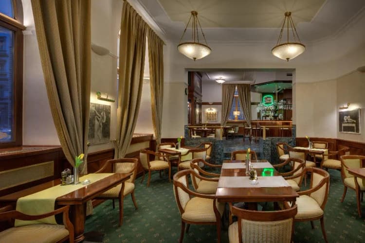 Bar, Boutique Hotel Seven Days Prague, Prague