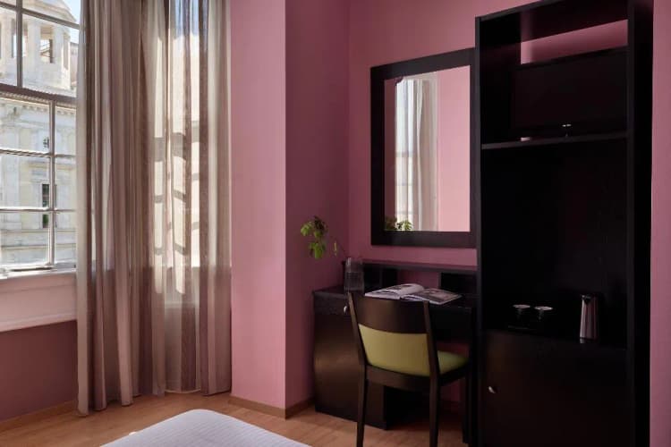 Double or Twin STANDARD Room, Delphi Art Hotel, Athens
