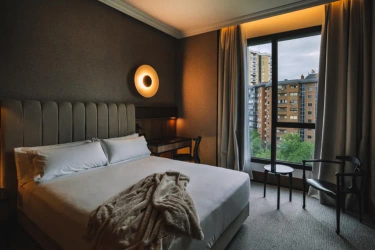 JUNIOR SUITE STANDARD Room, Hotel Pinar Plaza, Madrid