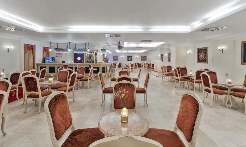 Bar, Kremlin Palace, Antalya