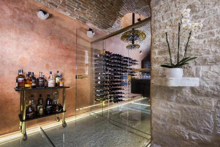 Bar, Spirito Santo Palazzo Storico, Istria