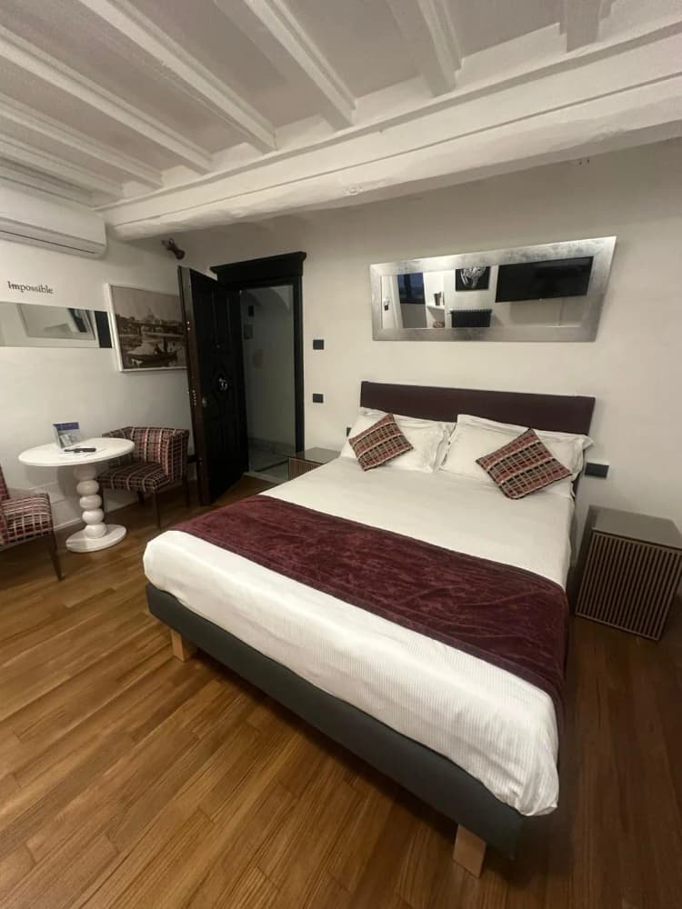 APARTMENT ANNEX Room, Trevi Palace Luxury Inn, Rome