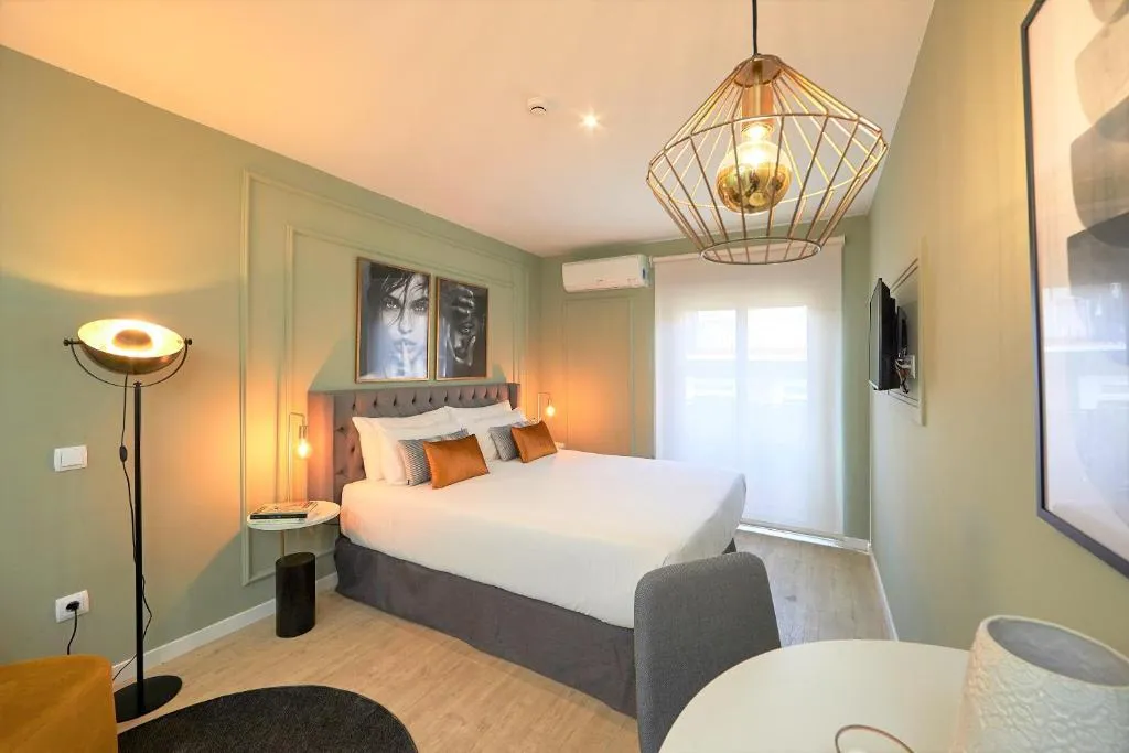 DOUBLE DELUXE Room, L&H La Latina Selection, Madrid
