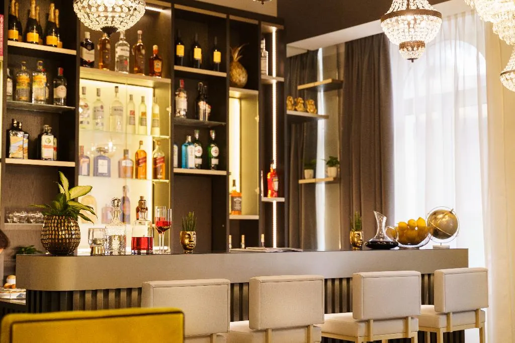 Bar, The Cross, Rome