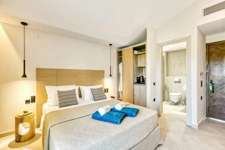 Double or Twin DELUXE SEA VIEW Room, Hidden Cove Corfu, Corfu