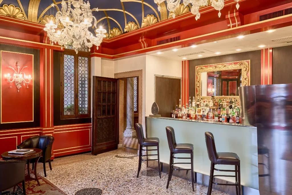 Bar, Palazzo Stern, Venice