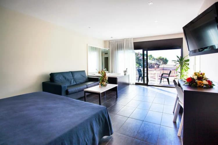APARTMENT DELUXE CAPACITY 4 Room, Hotel Acacias Suites & Spa, Costa Brava