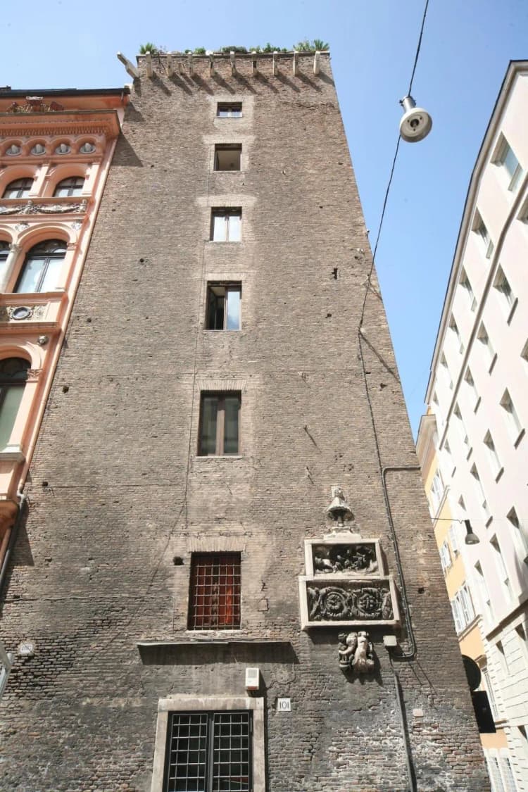 General view, Residenza Torre Colonna, Rome