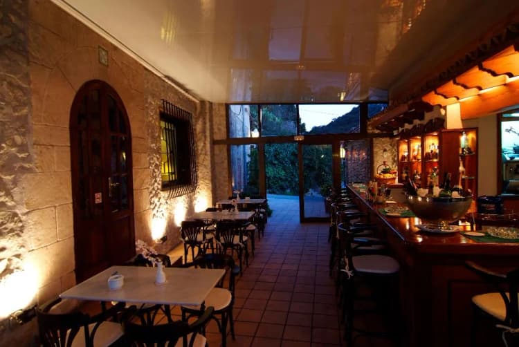 Bar, reco de Randa, Majorca