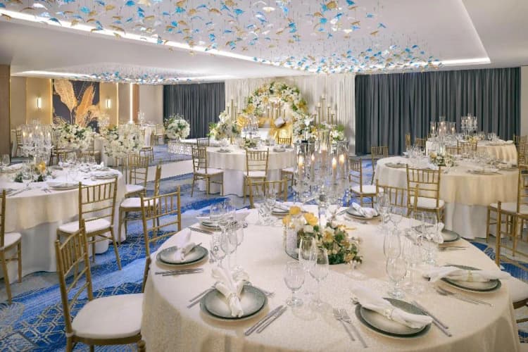 Conferences, Crowne Plaza Jumeirah, Dubai