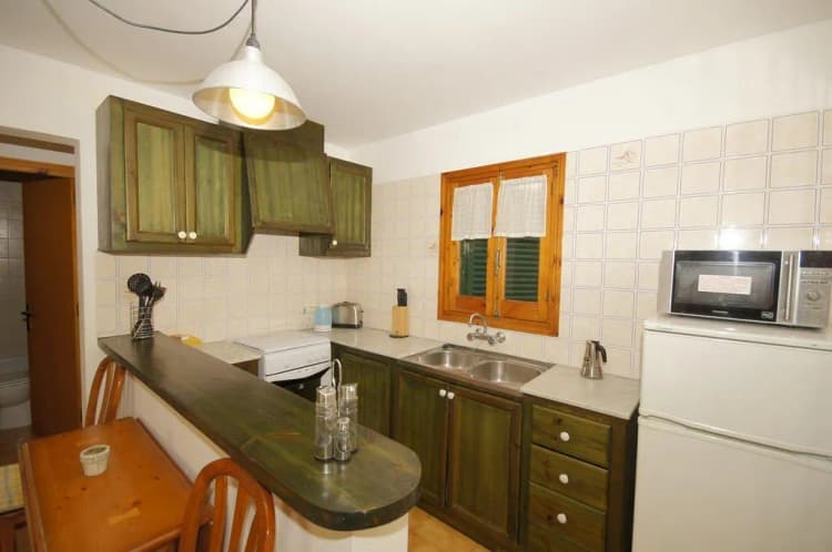 BUNGALOW TWO BEDROOMS ONE BATHROOM Room, Bungalows Ses Malves, Menorca