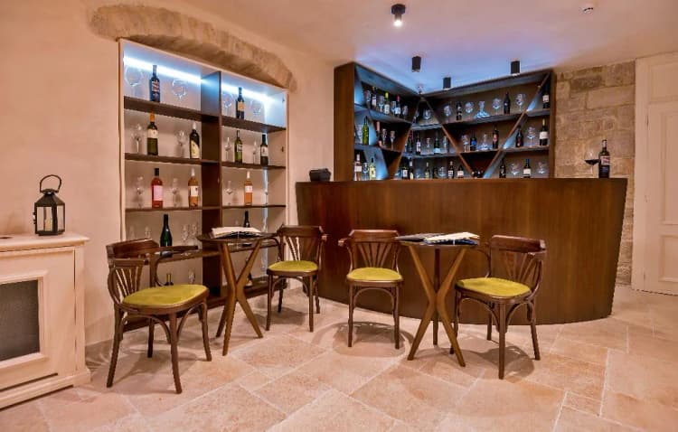 Bar, Puteus Palace Heritage hotel, Split
