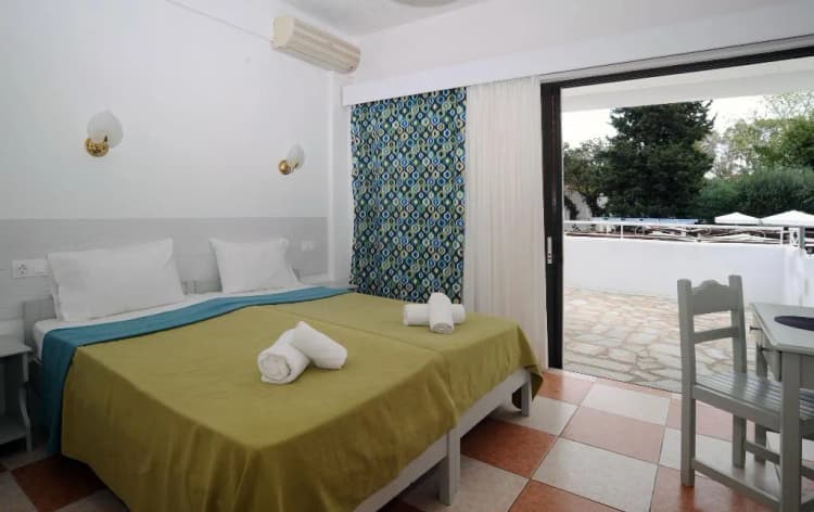APARTMENT CAPACITY 5 TWO BEDROOMS Room, Katia Beach, Corfu