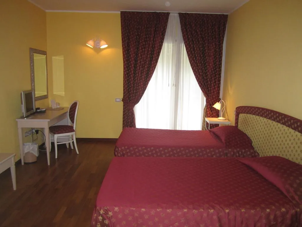 DOUBLE MOUNTAIN VIEW Room, Grandhotel Parco Augusto, Catania