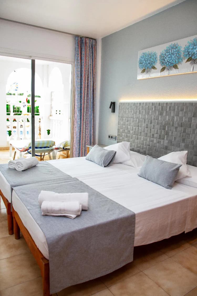 APARTMENT CAPACITY 1 Room, Atalaya Bosque Apartments, Majorca