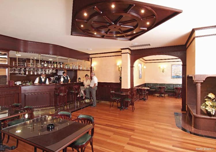 Bar, Villa Bacchus, Split
