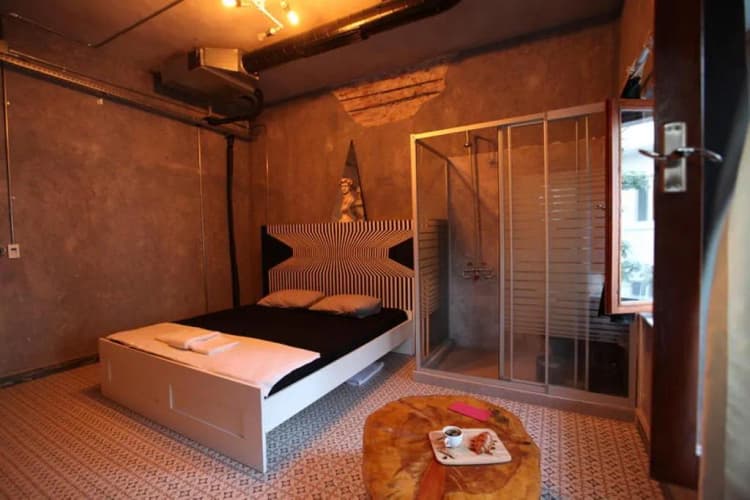 DOUBLE WITH BALCONY Room, Role Street Hostel, Antalya