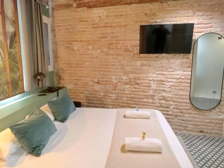 DOUBLE ONE BED Room, You&Co. Quart Boutique, Valencia