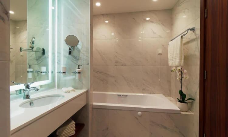 DOUBLE DELUXE Room, Astor Garden, Varna