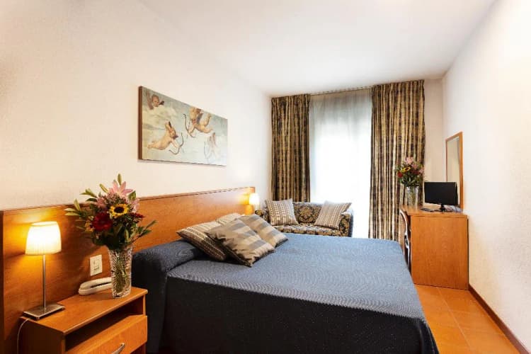 DOUBLE STANDARD Room, Corolle, Florence