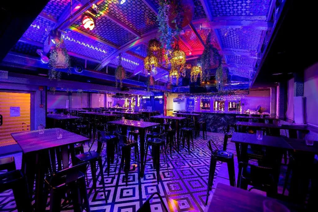 Bar, Howard Johnson Plaza by Wyndham Dubai Deira, Dubai